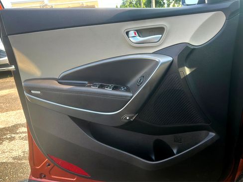 Used 2017 Hyundai Santa Fe Sport image 9