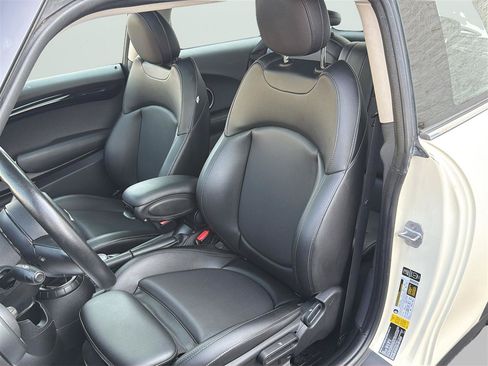 Used 2015 MINI Cooper S FWD image 13