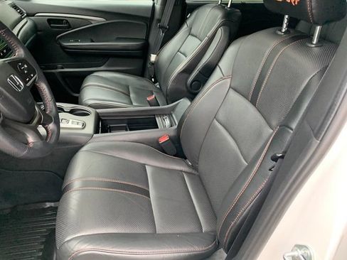 Used 2023 Honda Passport TrailSport image 19