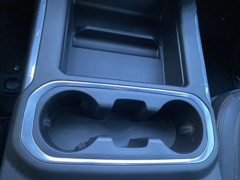 Used 2022 GMC Sierra 2500 AT4 image 44