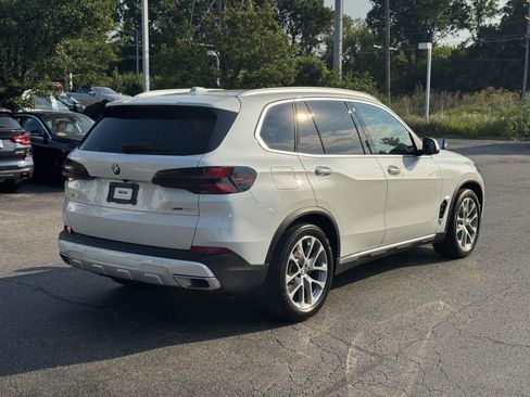 Used 2024 BMW X5 xDrive40i w/ Premium Package AWD/4WD image 5