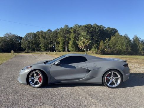 Used 2024 Chevrolet Corvette E-Ray w/ Stealth Interior Trim Package image 5