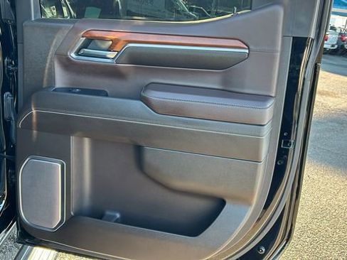 Used 2023 GMC Sierra 1500 Denali w/ Denali Reserve Package image 12