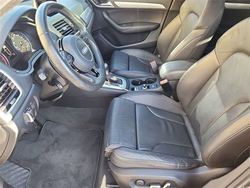 Used 2018 Audi Q3 2.0T Premium w/ Convenience Package image 19