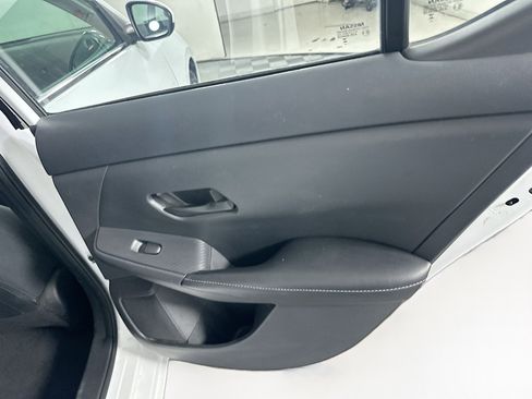 Used 2024 Nissan Sentra S image 28