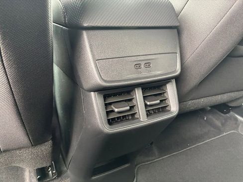 New 2026 Chevrolet Equinox LT image 18