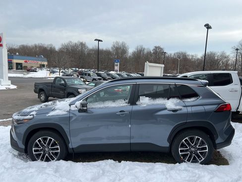 New 2026 Toyota Corolla Cross XLE image 1