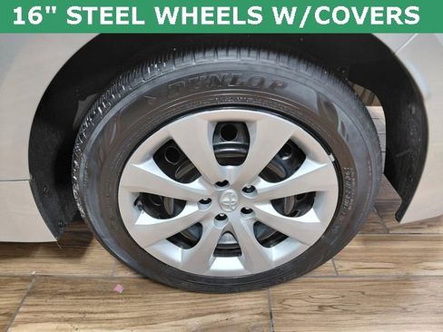 Used 2024 Toyota Corolla LE image 7