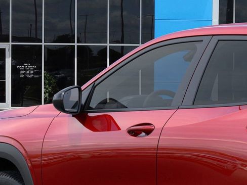 New 2026 Chevrolet Trax RS w/ Sunroof Package image 12