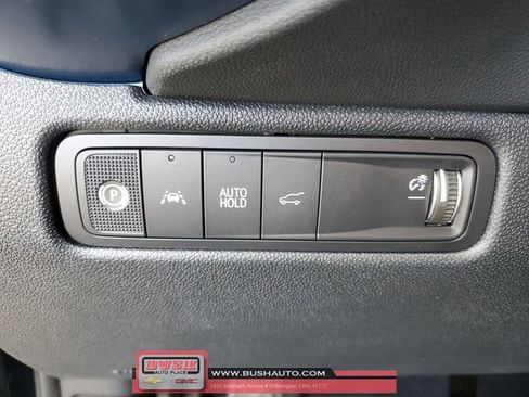 New 2026 Chevrolet Equinox EV LT image 22