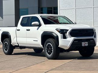 New 2026 Toyota Tacoma TRD Off-Road w/ TRD Off Road Upgrade Package AWD/4WD video 2