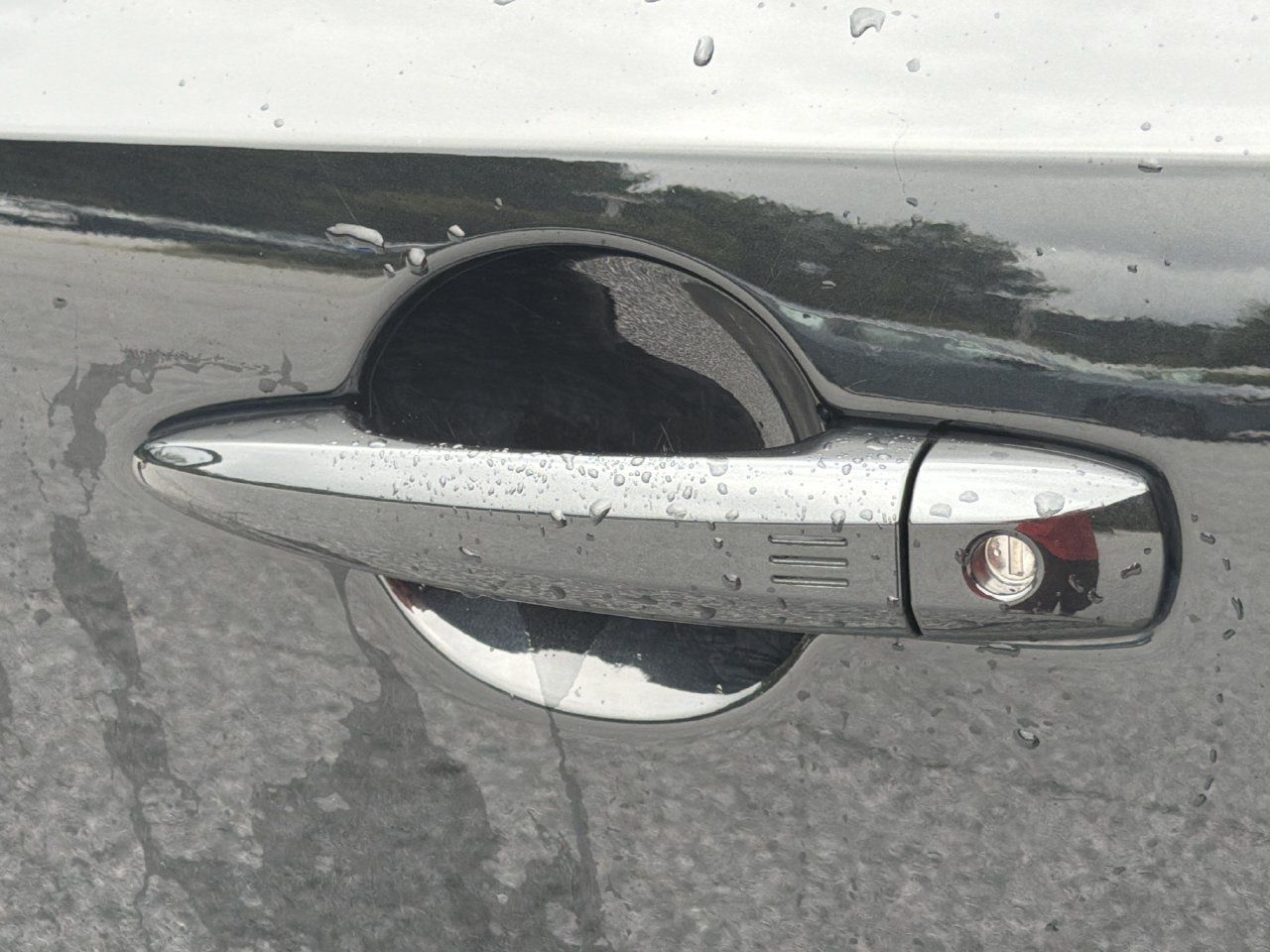 Certified 2023 Nissan Ariya AWD image 32