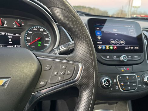 Used 2023 Chevrolet Malibu LT image 20