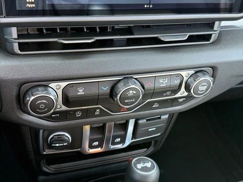 New 2026 Jeep Wrangler Sport AWD/4WD image 33