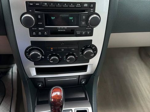 Used 2006 Chrysler 300 C w/ Sound Group II RWD image 14