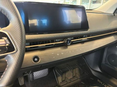 Certified 2024 Nissan Ariya FWD image 19