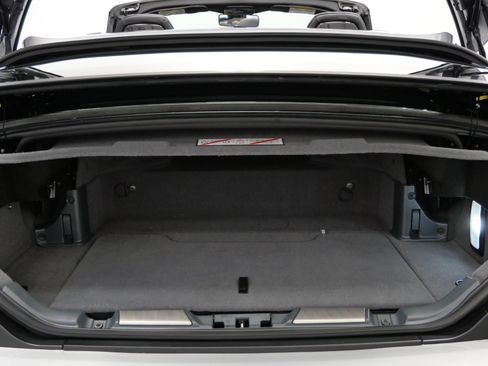 Used 2011 Ferrari California RWD image 19