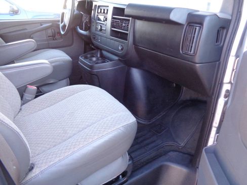 Used 2014 Chevrolet Express 3500 LT w/ LT Preferred Equipment Group RWD image 48
