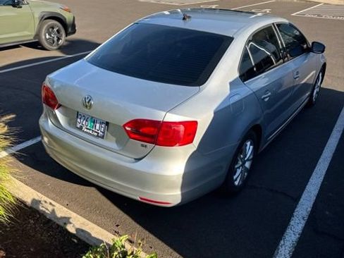 Used 2014 Volkswagen Jetta SE FWD image 6