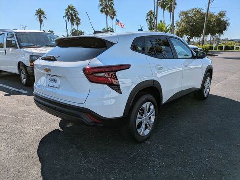 New 2026 Chevrolet Trax LS w/ Driver Confidence Package image 4