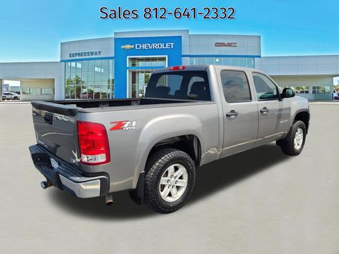 Used 2013 GMC Sierra 1500 SLE w/ Power Tech Package AWD/4WD image 7