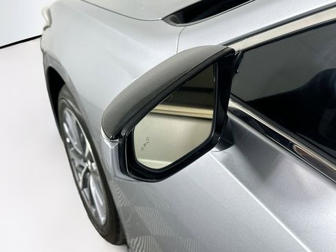 Used 2025 Lexus ES 350 image 16