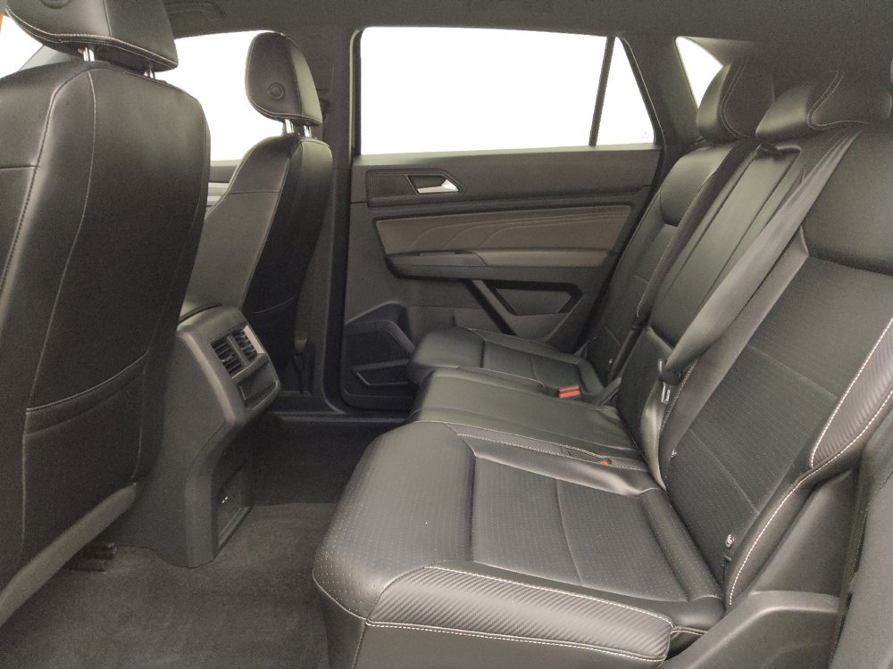 Used 2022 Volkswagen Atlas Cross Sport SE FWD image 18