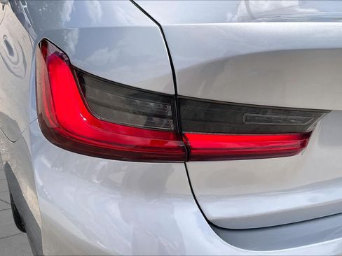 Used 2019 BMW 330i Sedan RWD image 28