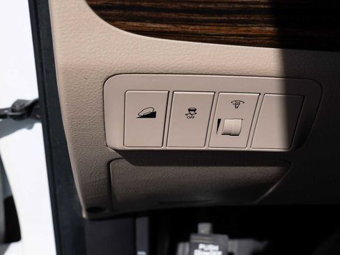 Used 2012 Hyundai Santa Fe GLS image 19