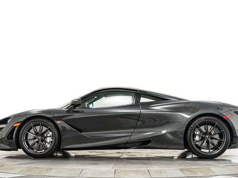 Used 2019 McLaren 720S Luxury image 6