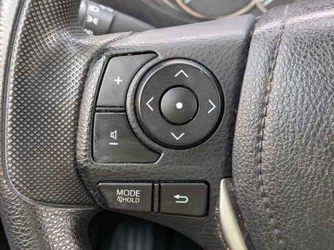 Used 2014 Toyota Corolla LE FWD image 21