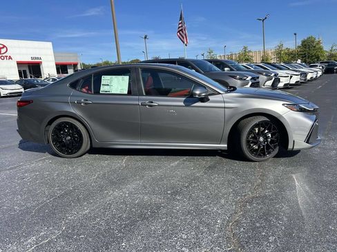 New 2026 Toyota Camry SE FWD image 2