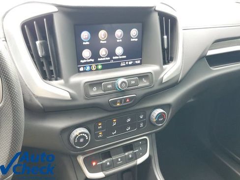 Certified 2023 GMC Terrain SLE w/ Elevation Edition FWD image 22