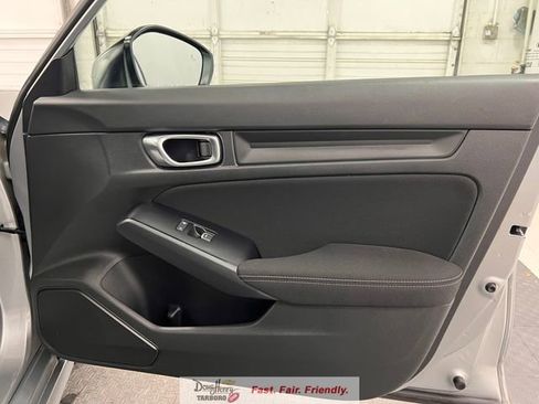 Used 2025 Honda Civic Sport image 40