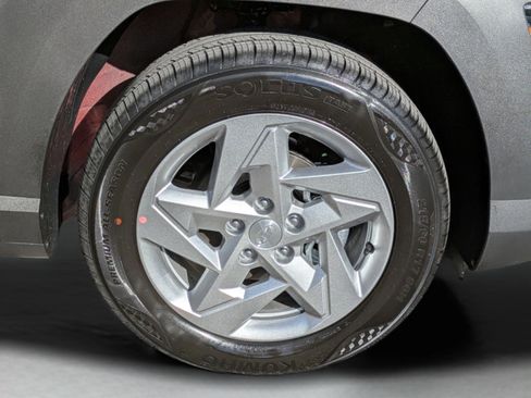 New 2026 Hyundai Kona SE image 29