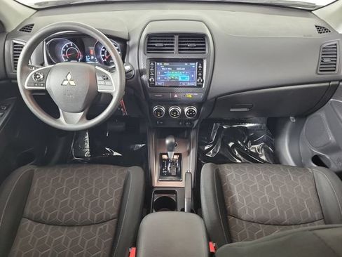 Used 2025 Mitsubishi Outlander Sport ES AWD/4WD image 16
