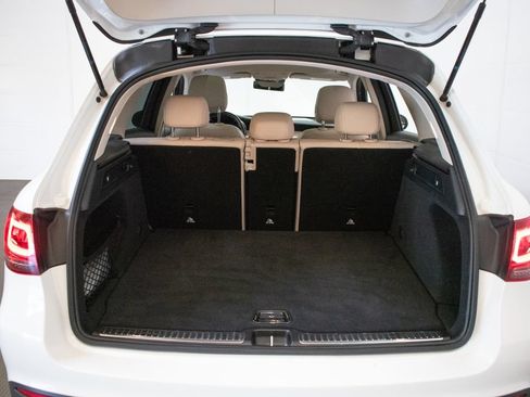 Used 2022 Mercedes-Benz GLC 300 4MATIC image 27