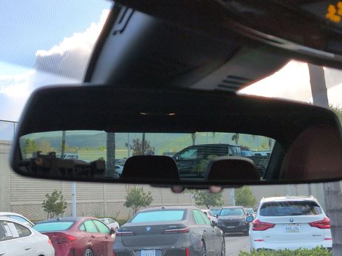 Certified 2023 BMW 330i Sedan w/ Premium Package image 27