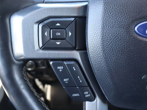 Used 2020 Ford Expedition Platinum image 22