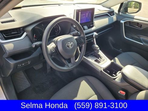 Used 2024 Toyota RAV4 LE image 7