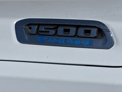 New 2026 RAM 1500 Laramie AWD/4WD image 25