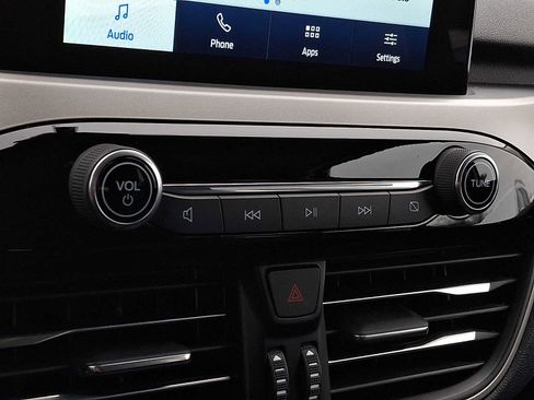 Used 2022 Ford Escape SEL image 14