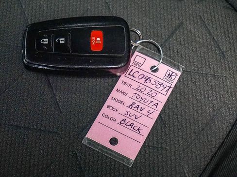 Used 2020 Toyota RAV4 XLE image 20