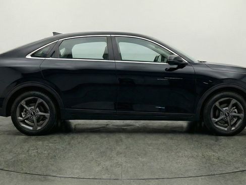 Used 2025 Kia K4 LXS image 11