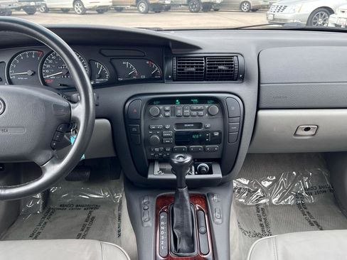 Used 1997 Cadillac Catera RWD image 50