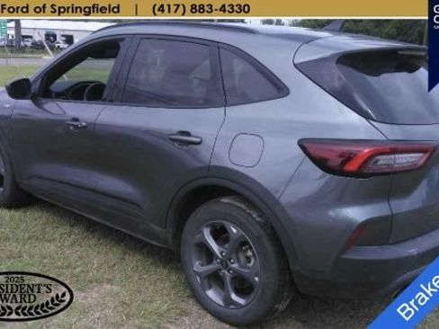Used 2025 Ford Escape ST-Line Select AWD/4WD image 11