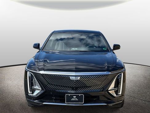 New 2026 Cadillac Lyriq Premium Luxury image 6