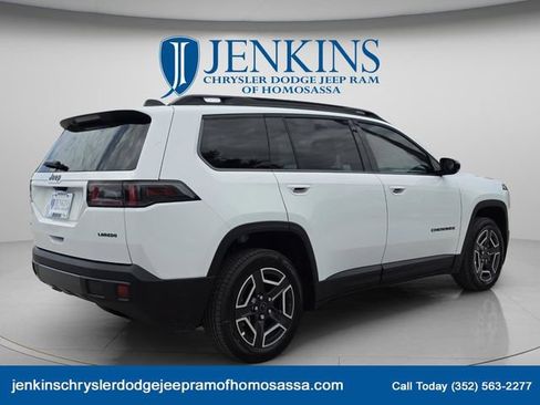 New 2026 Jeep Cherokee Laredo AWD/4WD image 5