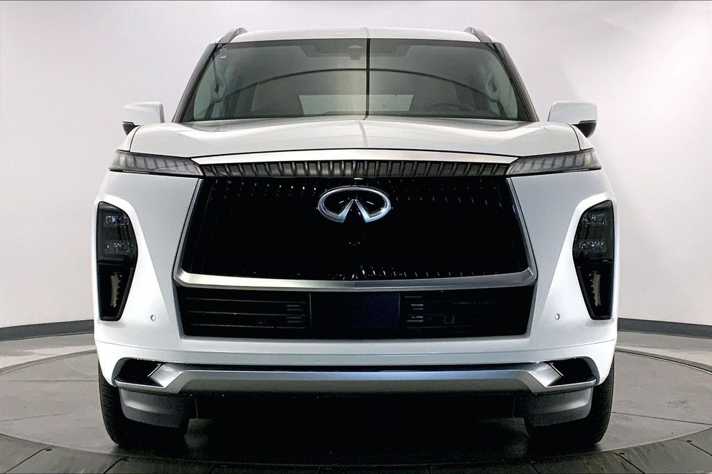 Used 2025 INFINITI QX80 Luxe AWD/4WD image 2