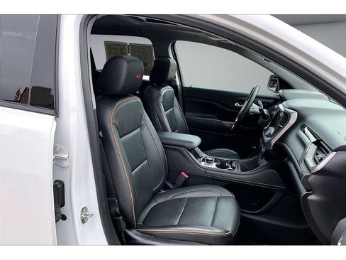 Used 2023 GMC Acadia AT4 w/ Technology Package AWD/4WD image 51